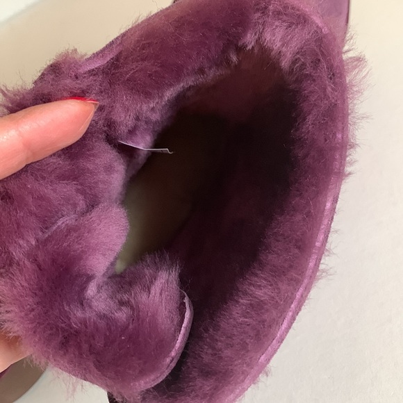 RARE UGG Mini Bailey Bow II Boot in shimmer plum (purple) - Picture 10 of 10